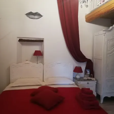 Barbara Borgo Grotta Gigante