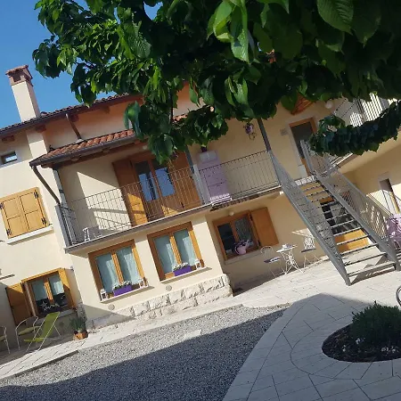 Barbara Borgo Grotta Gigante